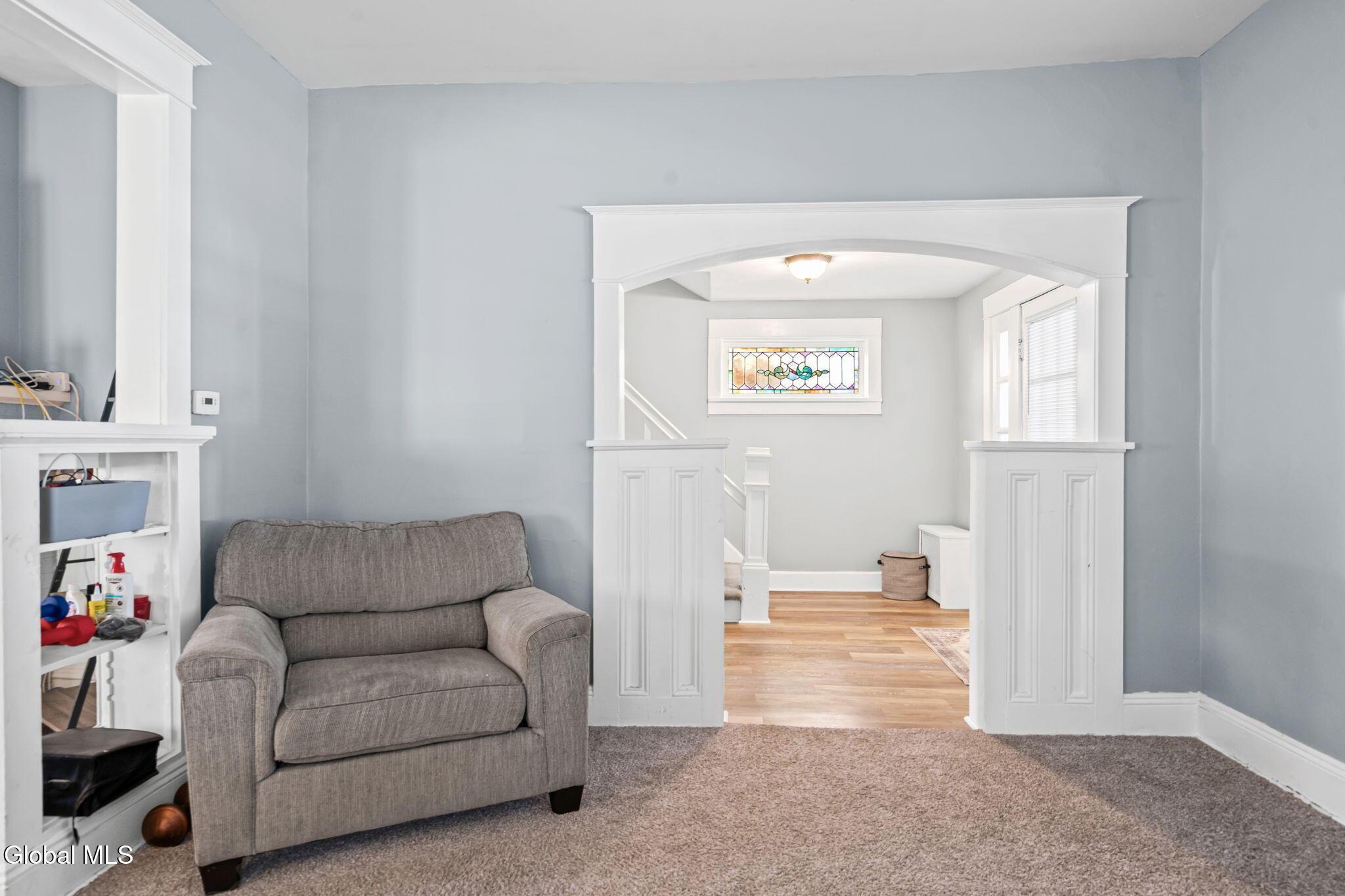 Image 3: 14-web-or-mls-851-central-pkwy