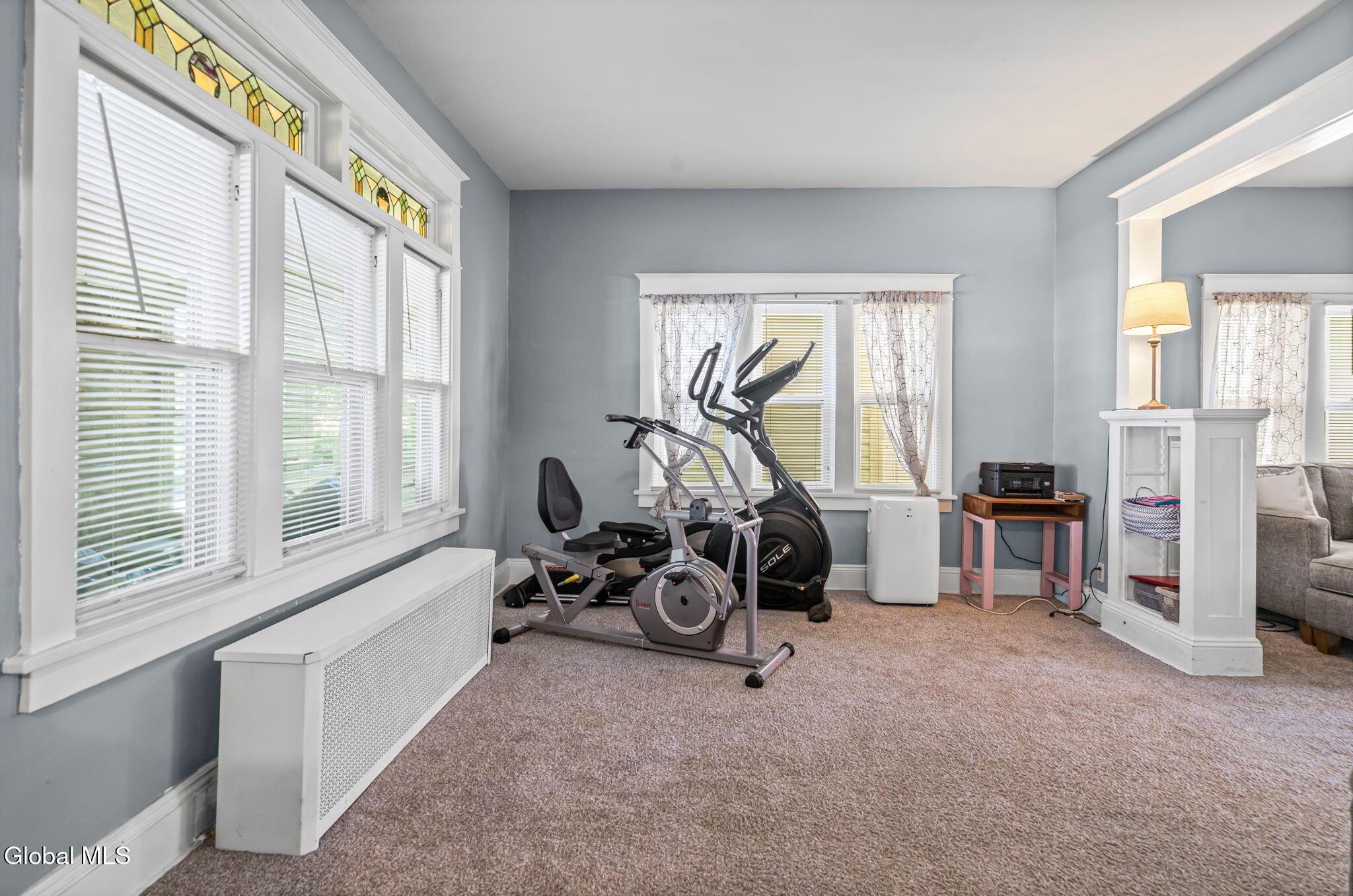 Image 4: 12-web-or-mls-851-central-pkwy