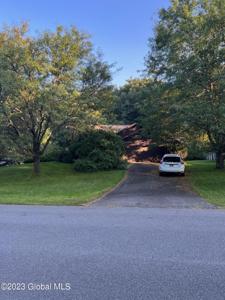 28 Meadow Rue Place