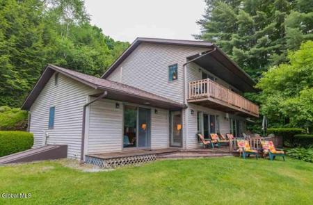 145 Vuepointe Drive