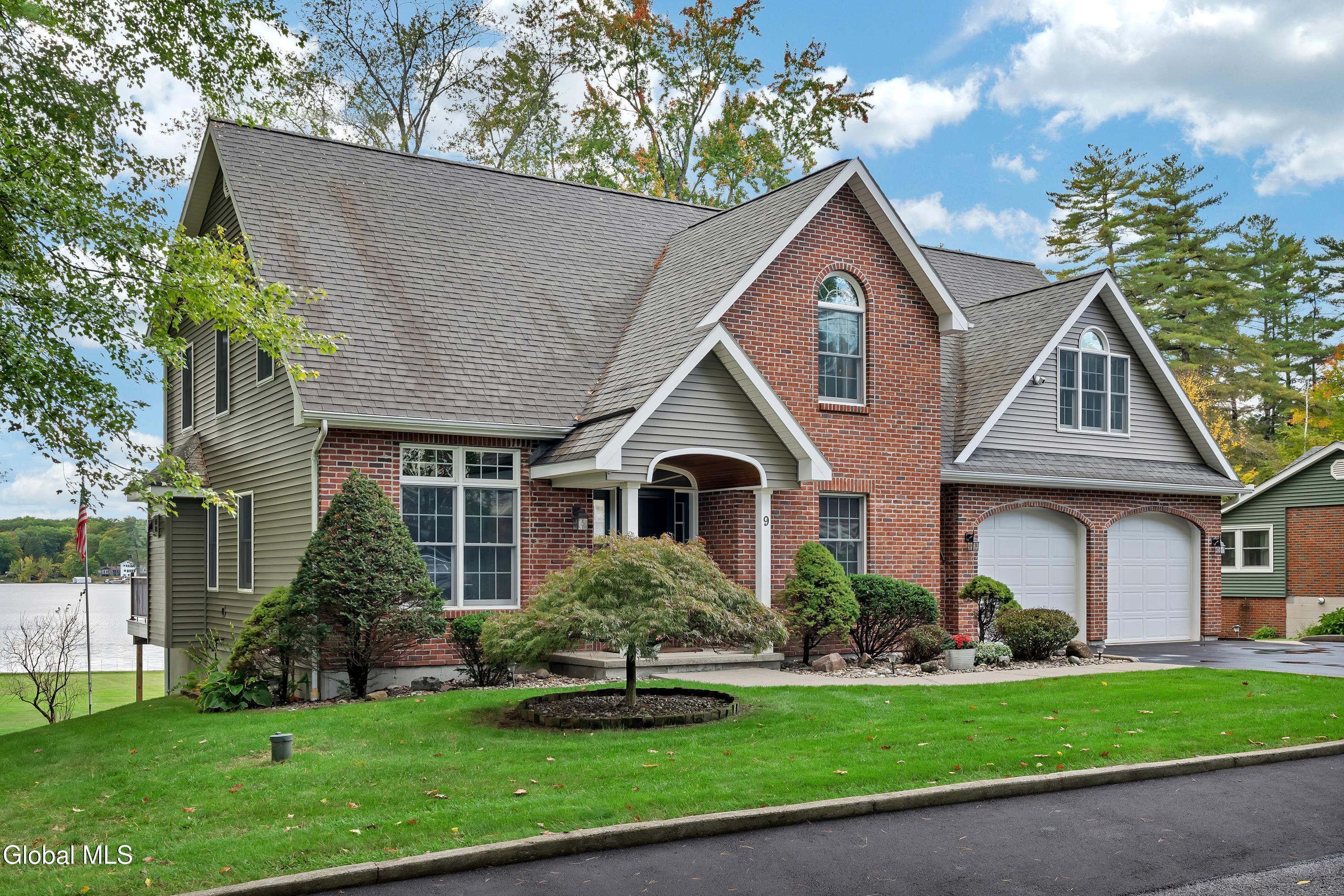 Image 2: reardon front 3