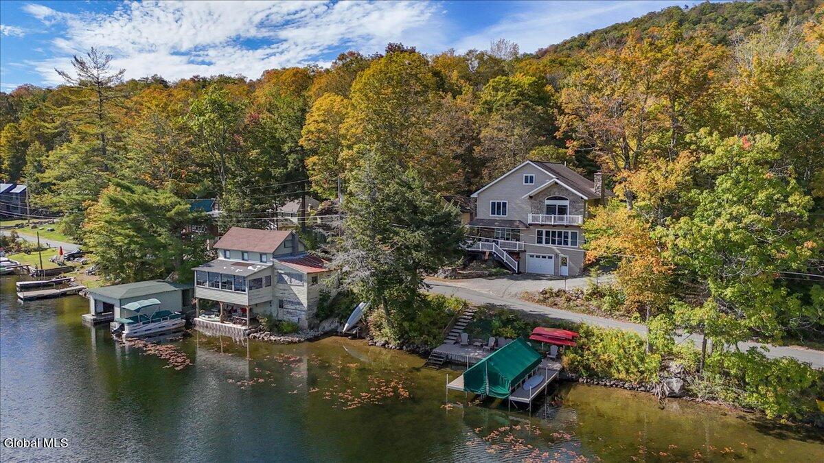 Image 3: 65-143 GREEN LAKE-12