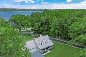 60 ARROWHEAD RD