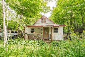 24 HOFFMAN RD