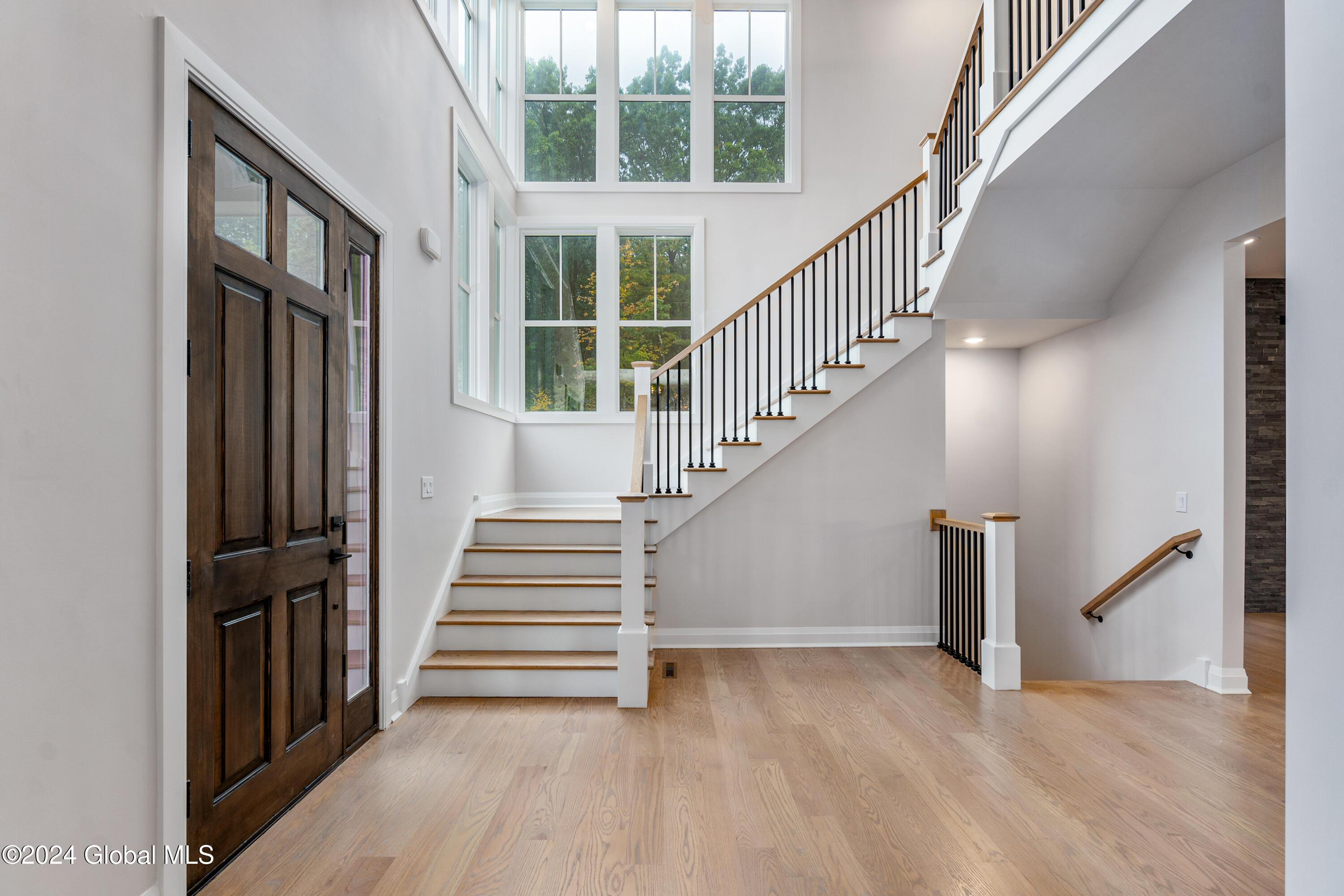 Image 3: 45 Jenna Jo