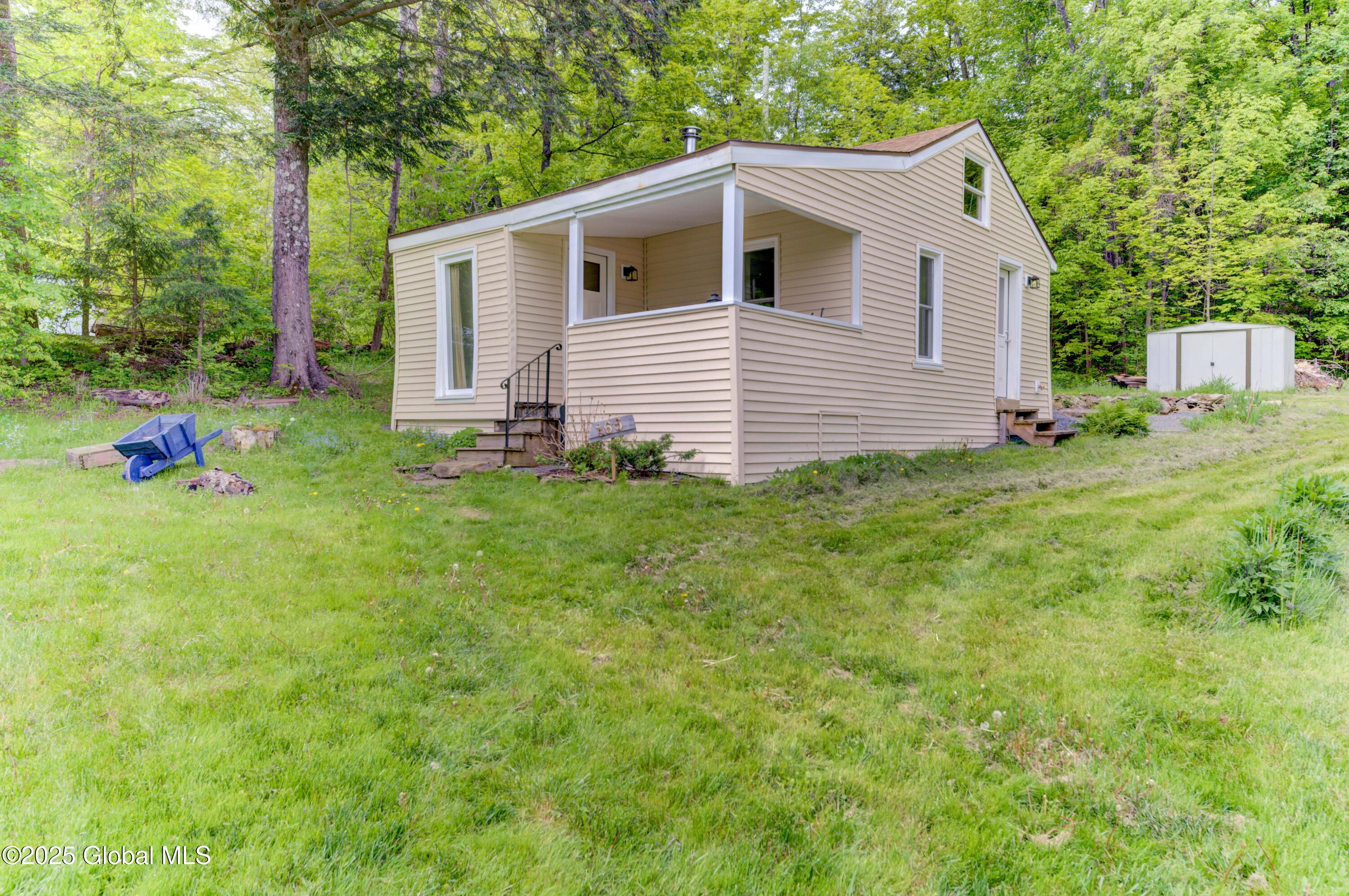 Image 3: 5-165 Lake Rd