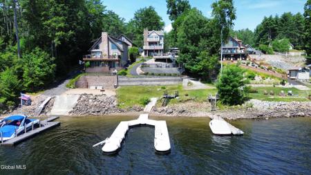 105 Lakeside Avenue