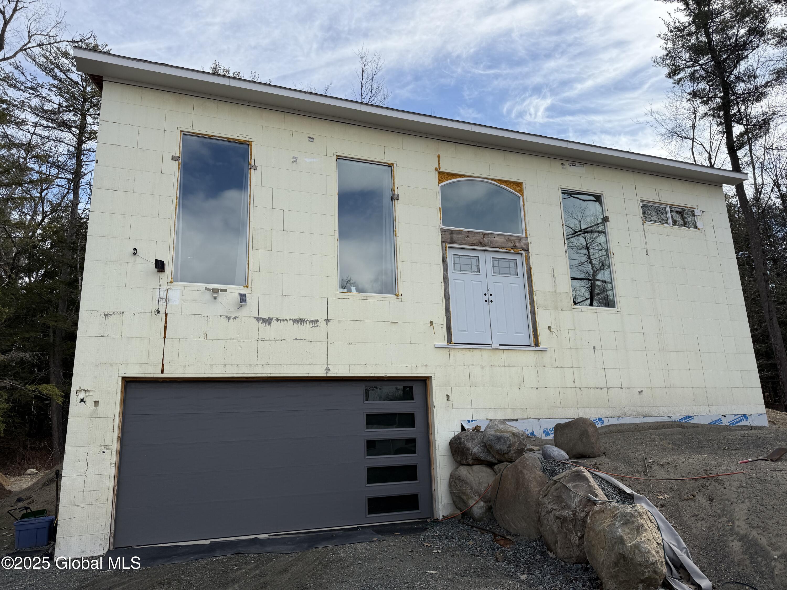 Image 1: Front of the house