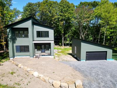 11 Eagle Ridge North