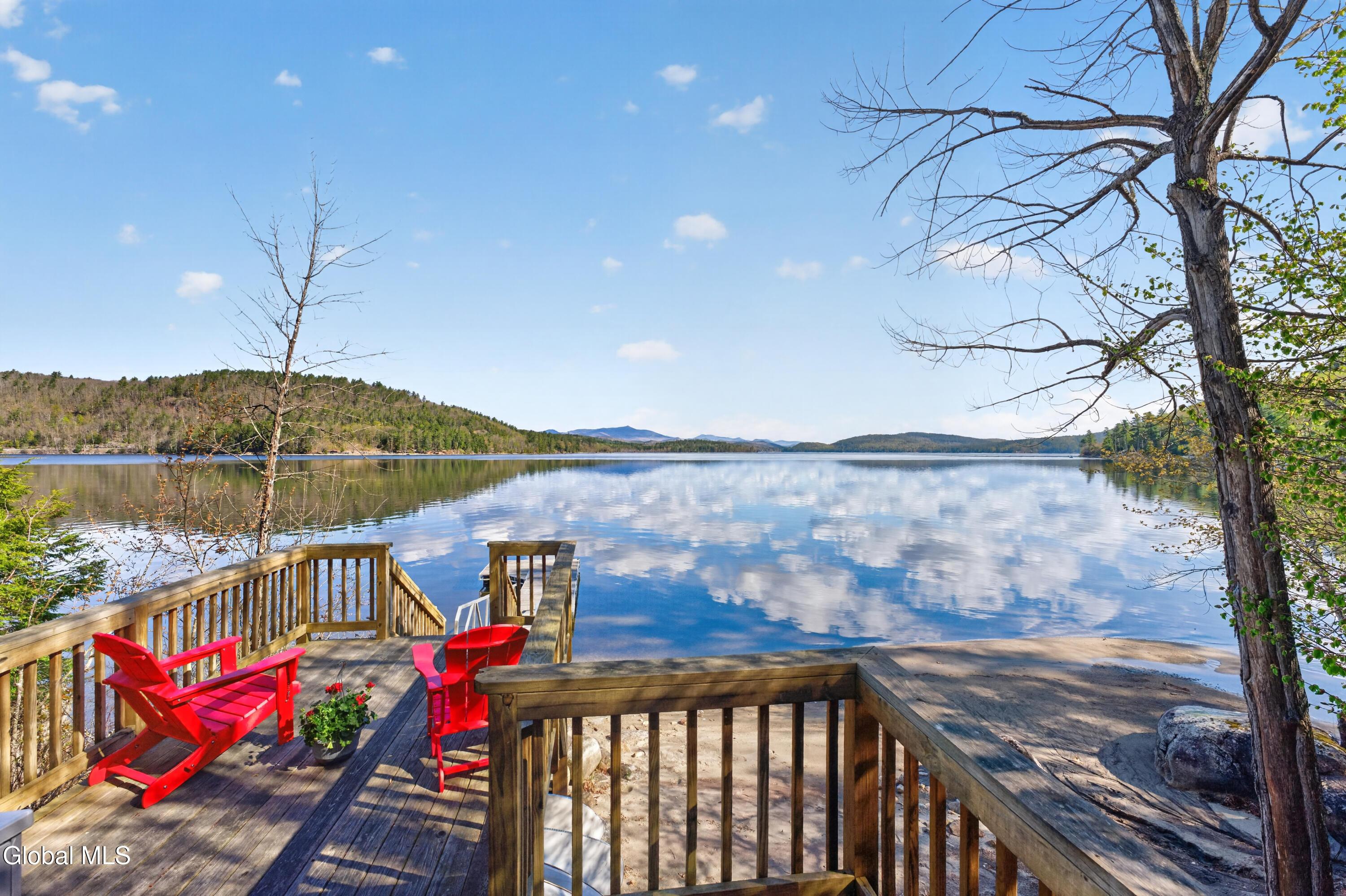 Image 3: Lake 2