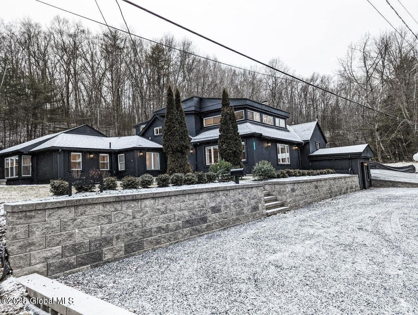 Image 2: 20231115162458330320000000-o