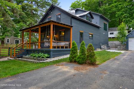 72 Schuyler Street