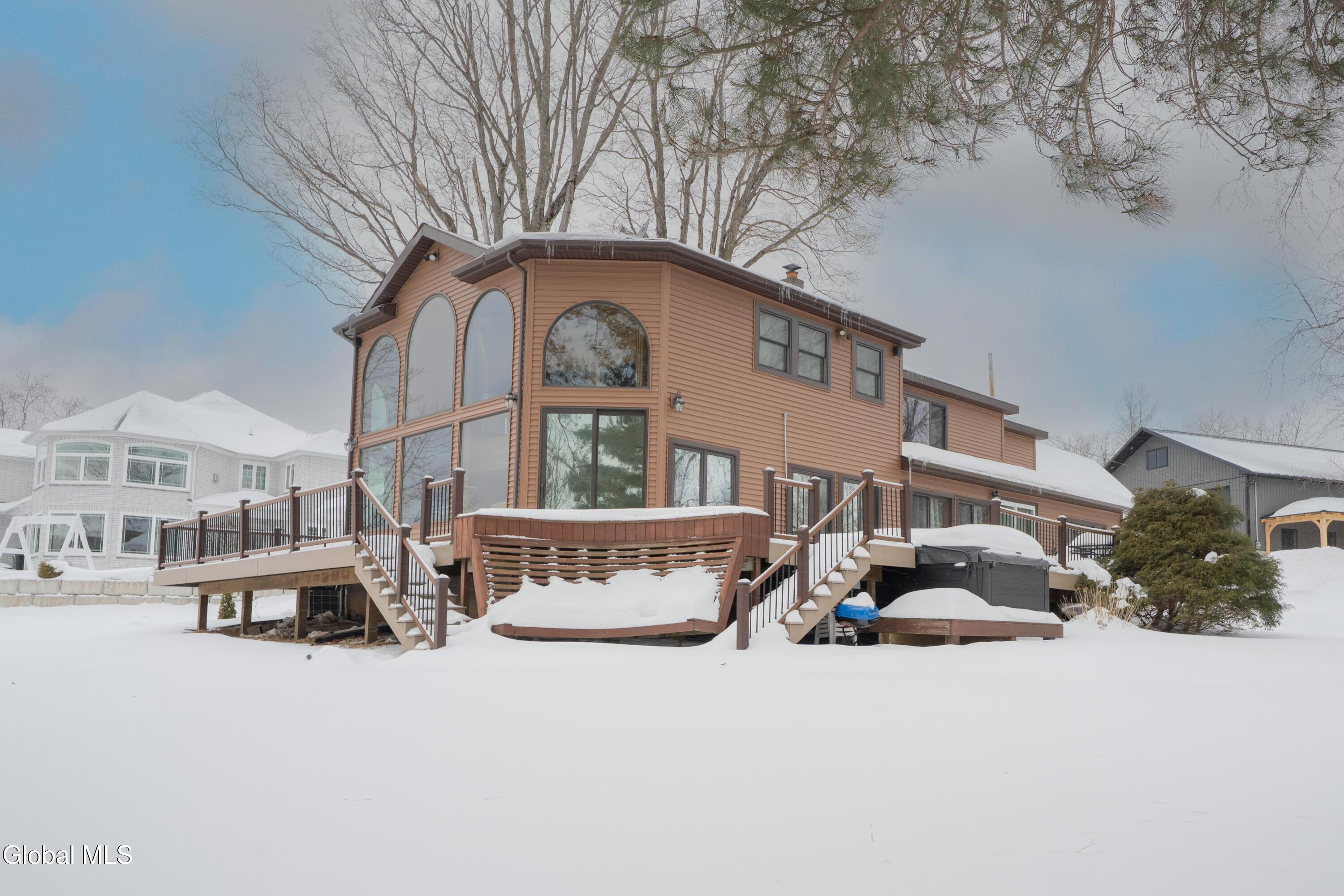 Image 2: 122 Boblin Marina-57