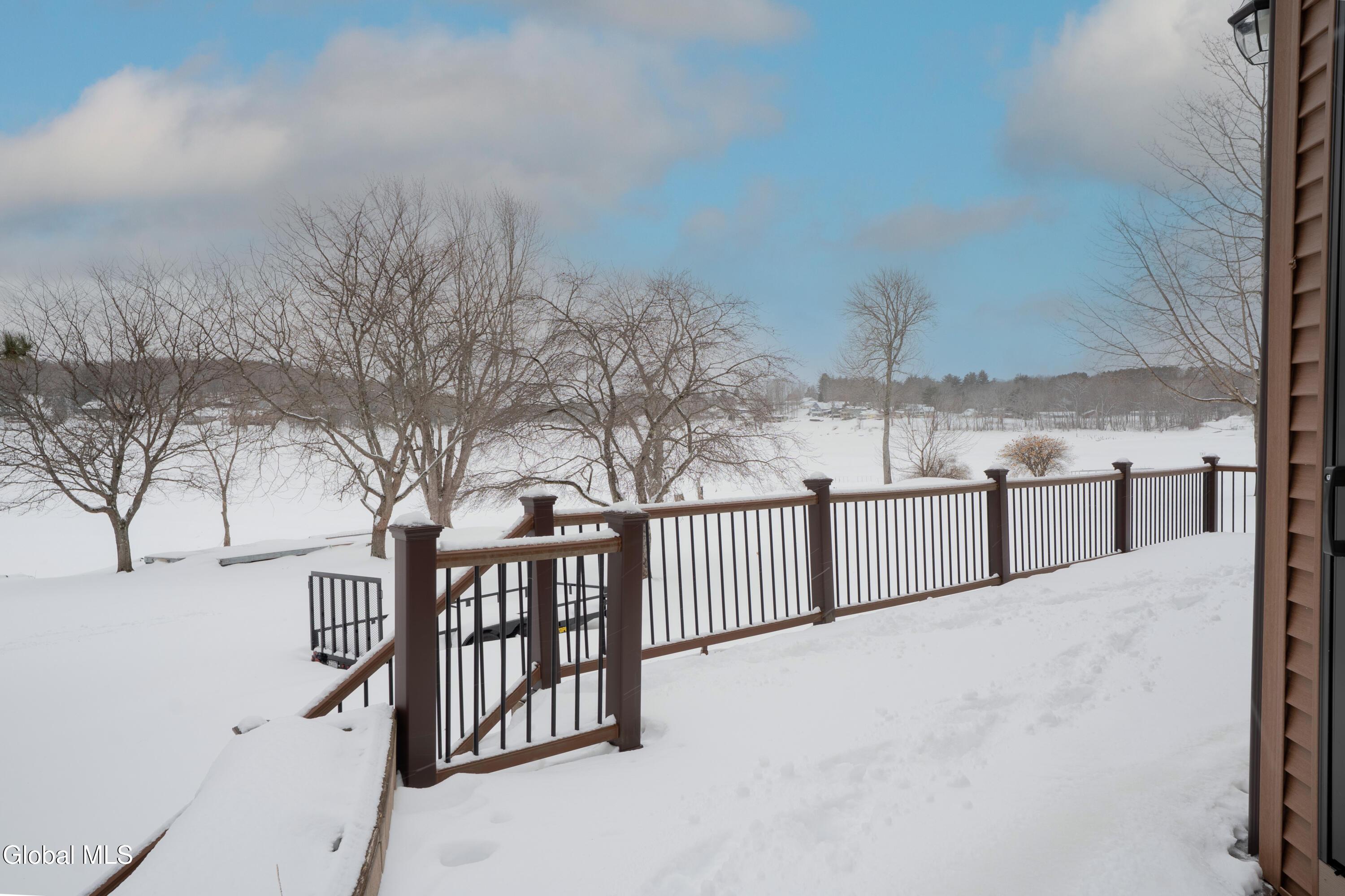 Image 3: 122 Boblin Marina-61