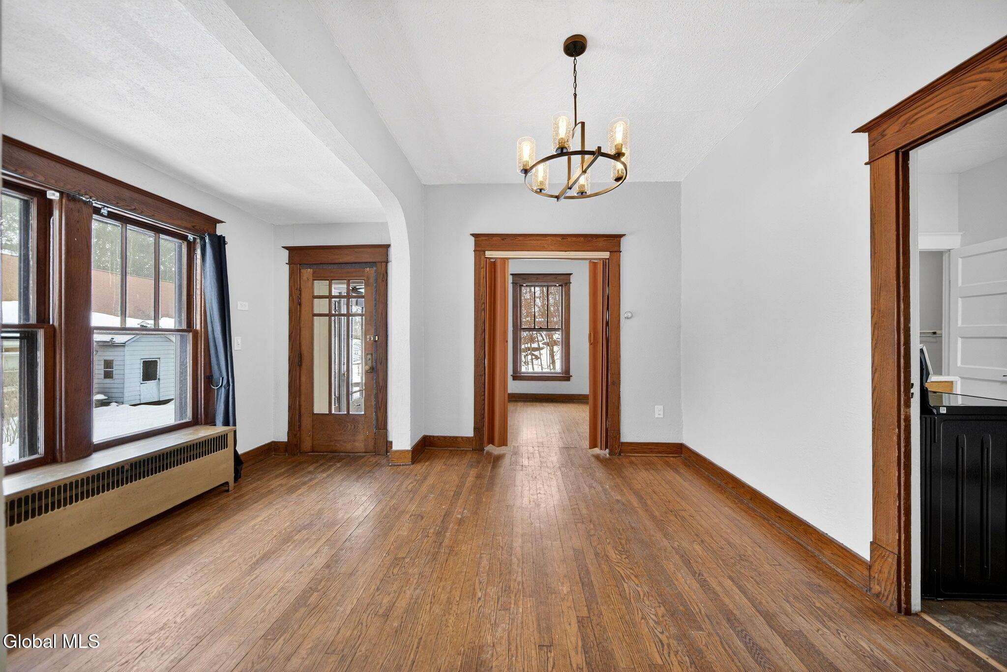 Image 4: 5-web-or-mls-005_DSC01548