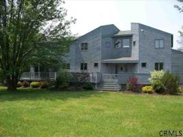 105 JUERGENS POINT RD