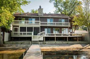 16 SHORE AV