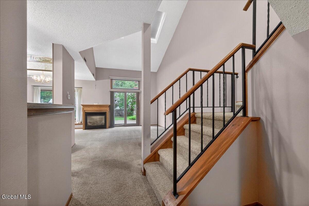 Image 4: 40-112 Stoney Creek Dr-40