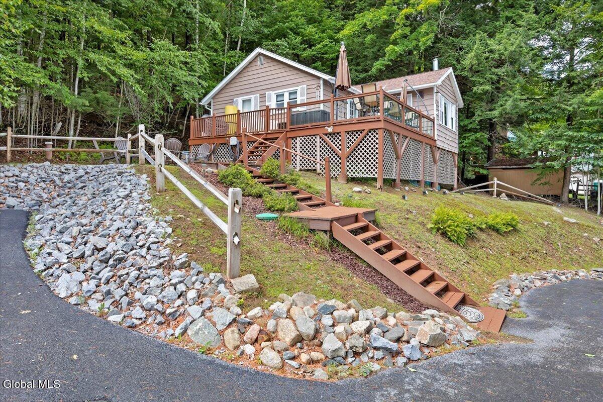 Image 2: 02-1475 N Shore Rd-4