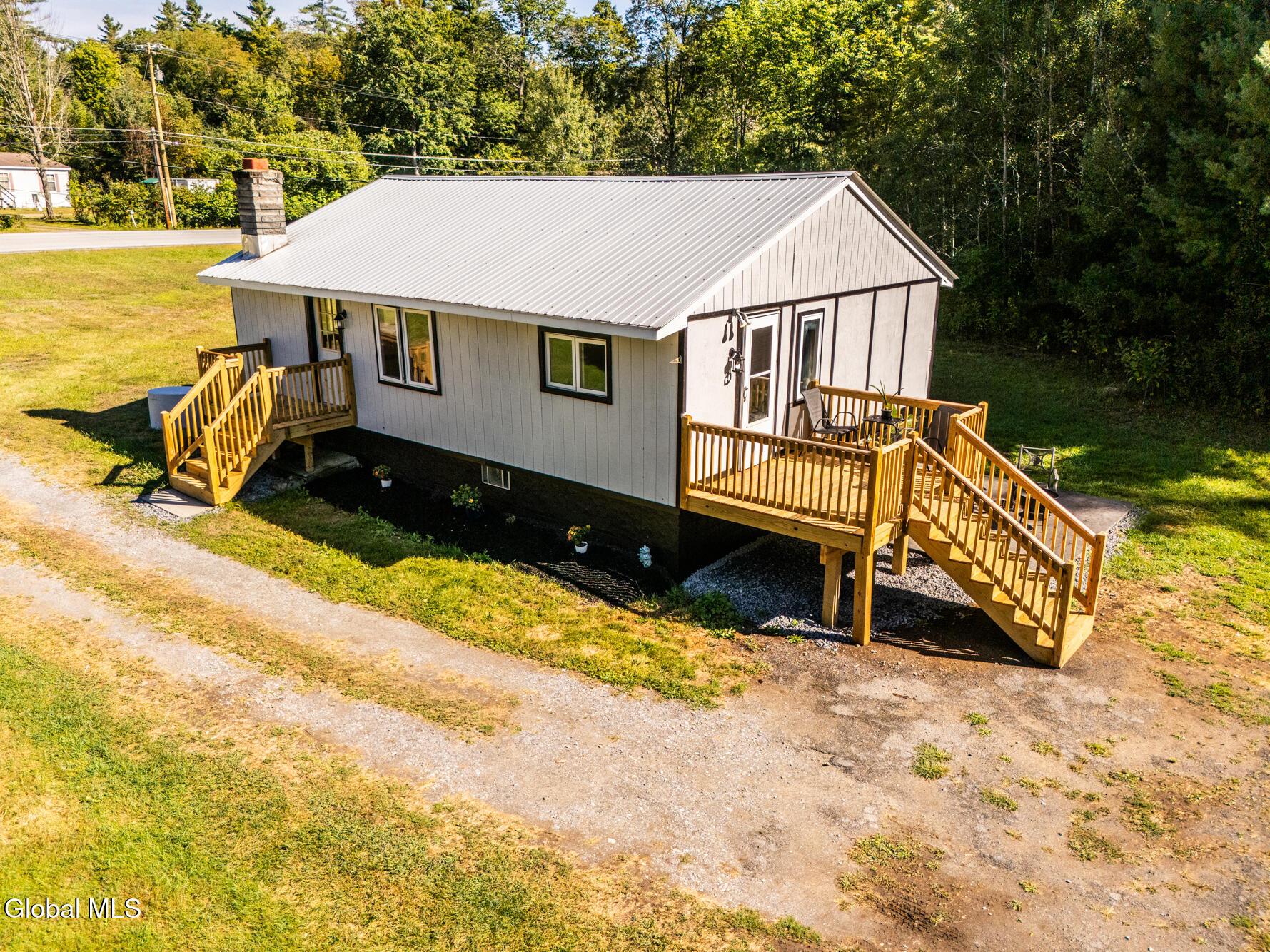 Image 2: 47B6D5A9-D3A8-4B70-9575-31DCF8FA4A87