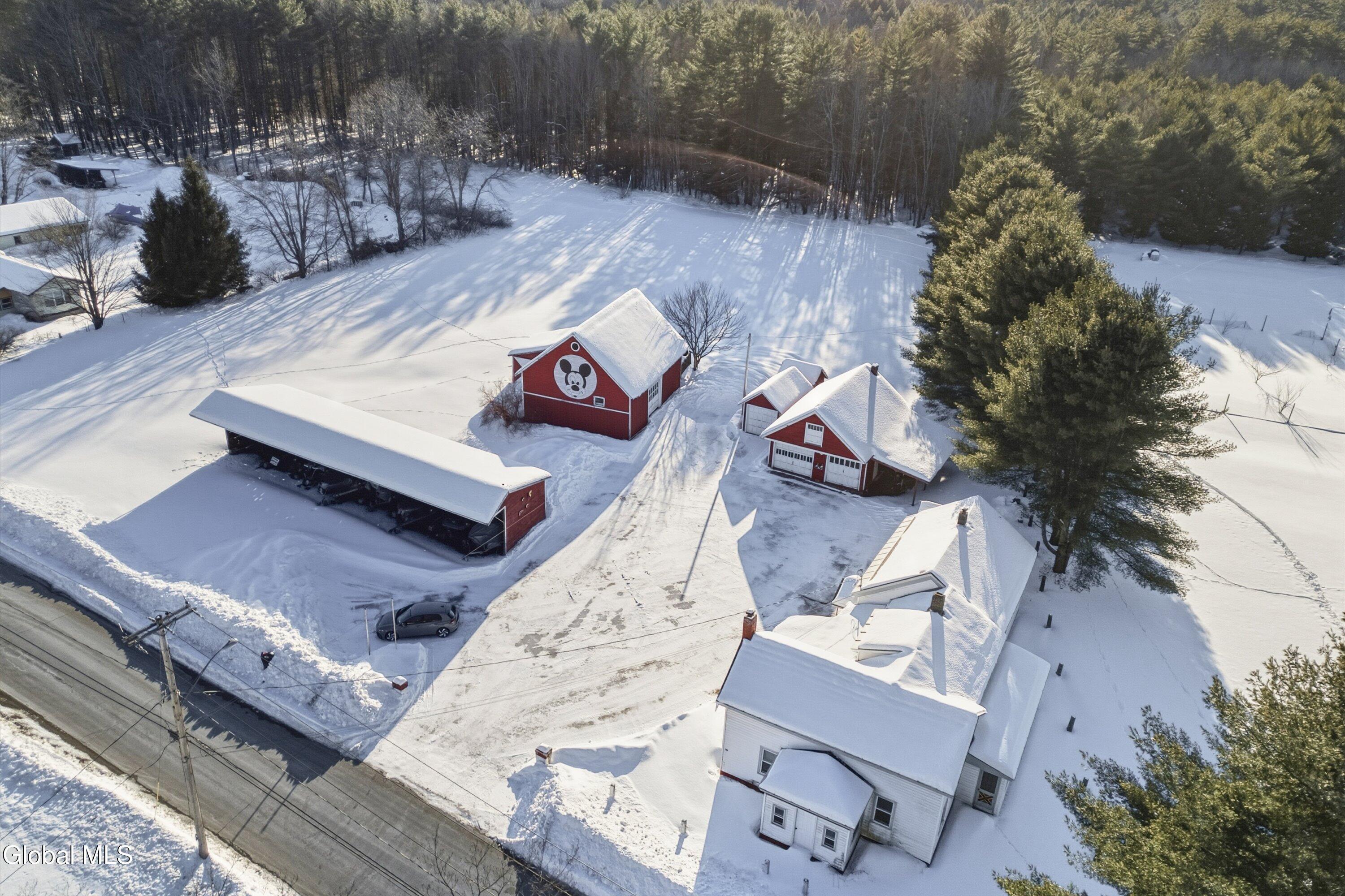 Image 1: 122 Houseman St