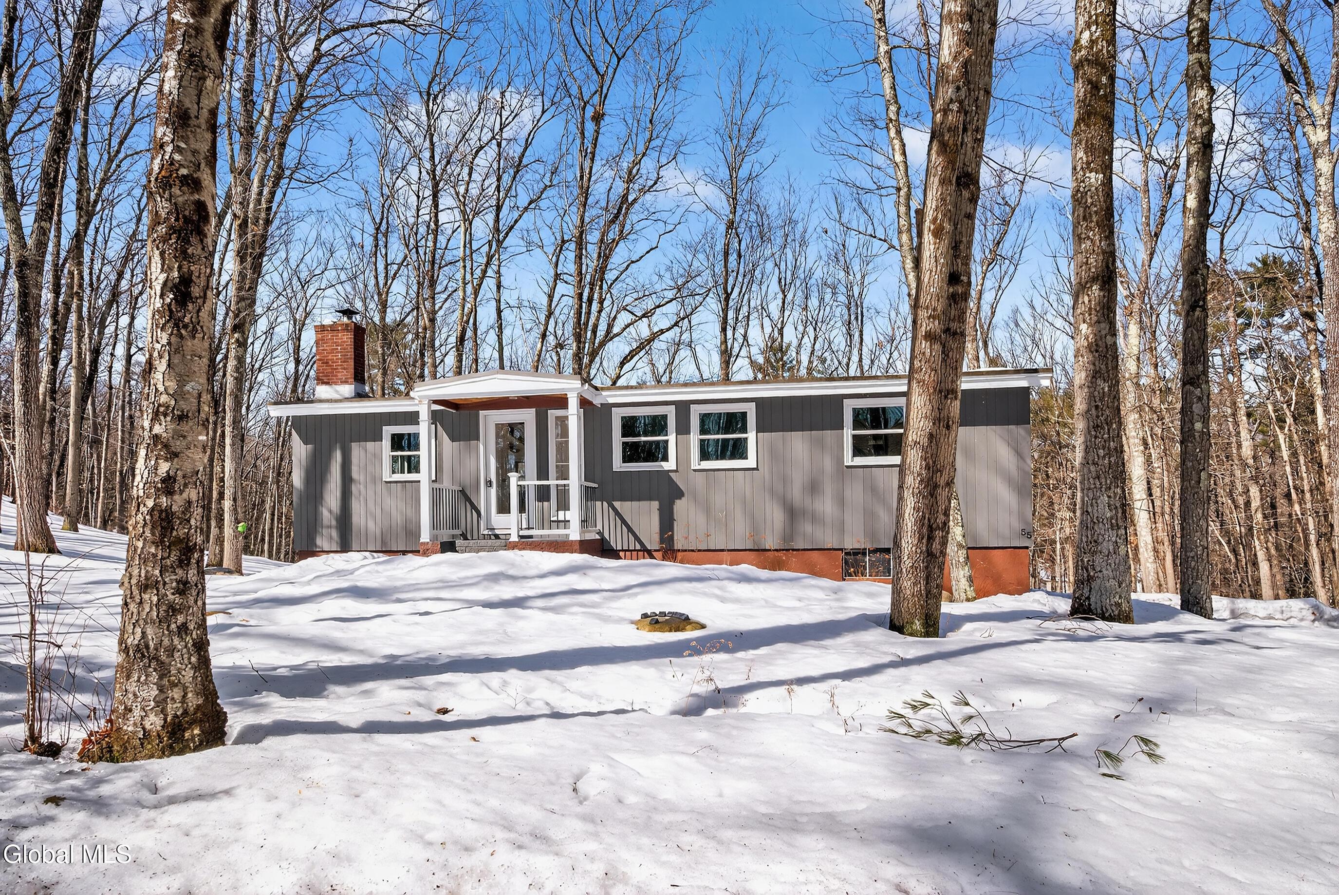 Image 1: 006-55-Country-Colony-Road