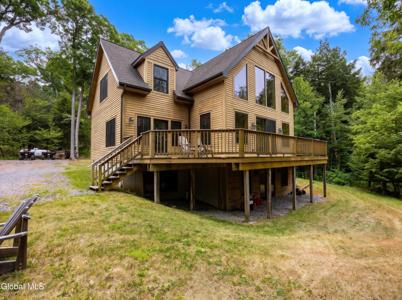7 White Birch Way