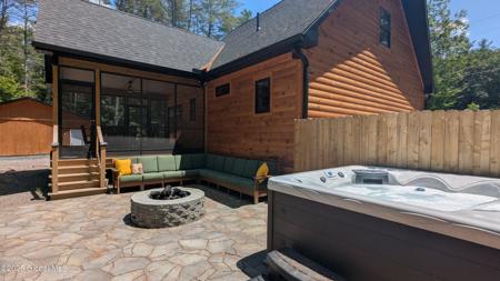 211 Woods Hollow Road