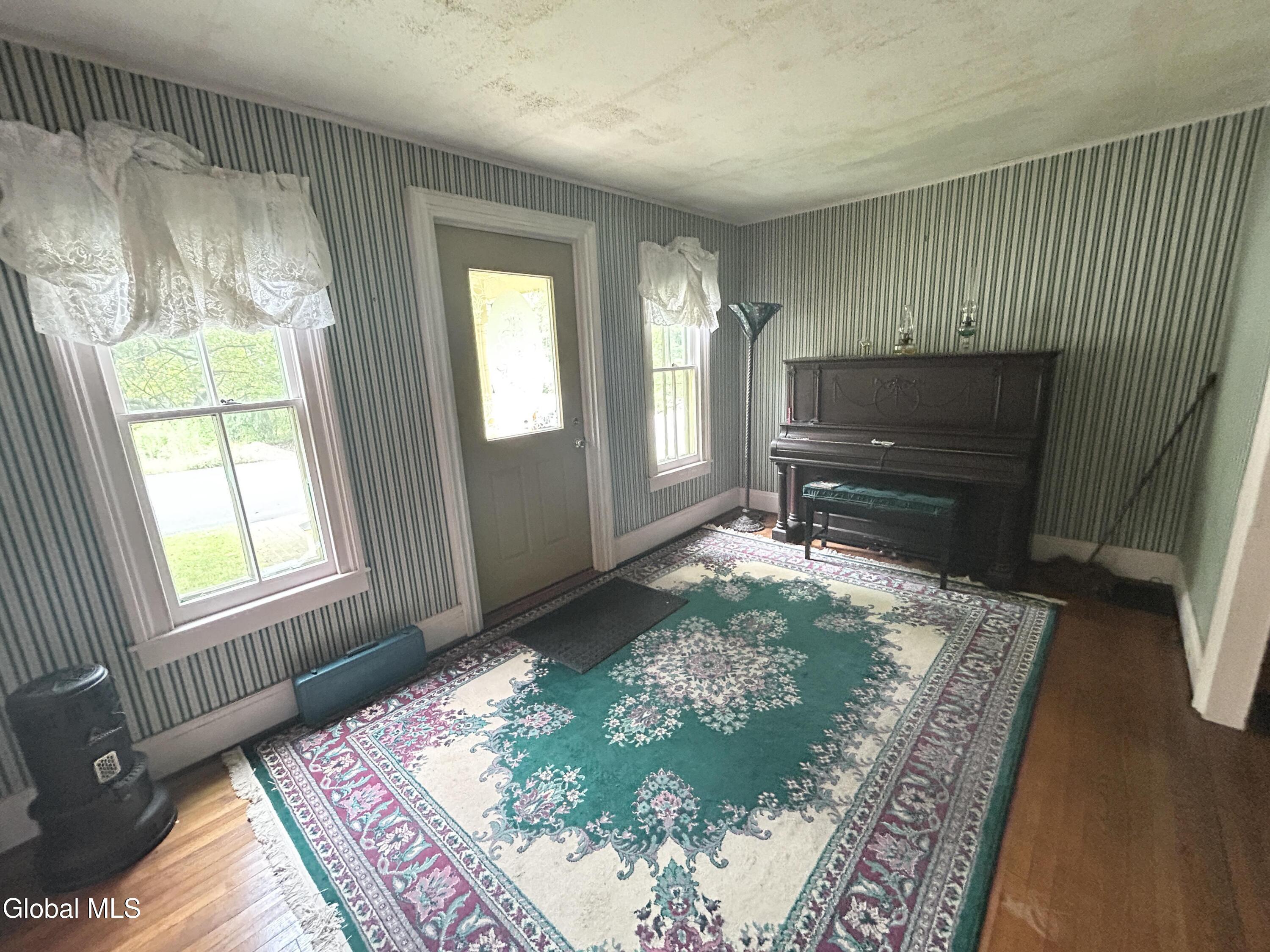 Image 4: img81
