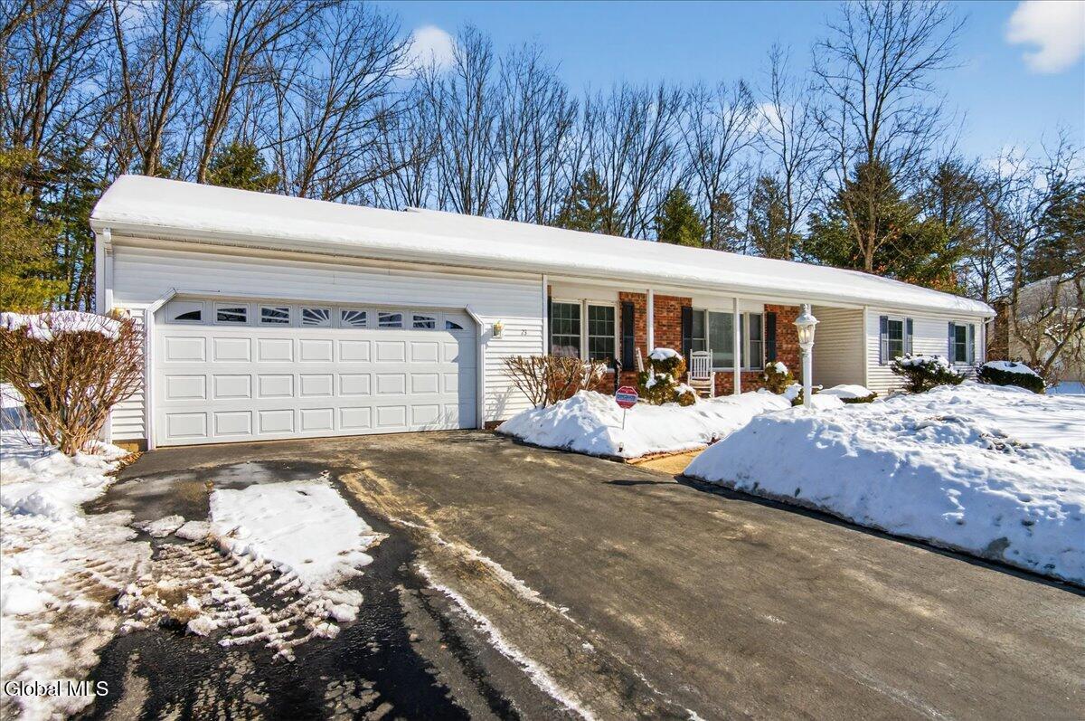 Image 2: 01-DSC00859