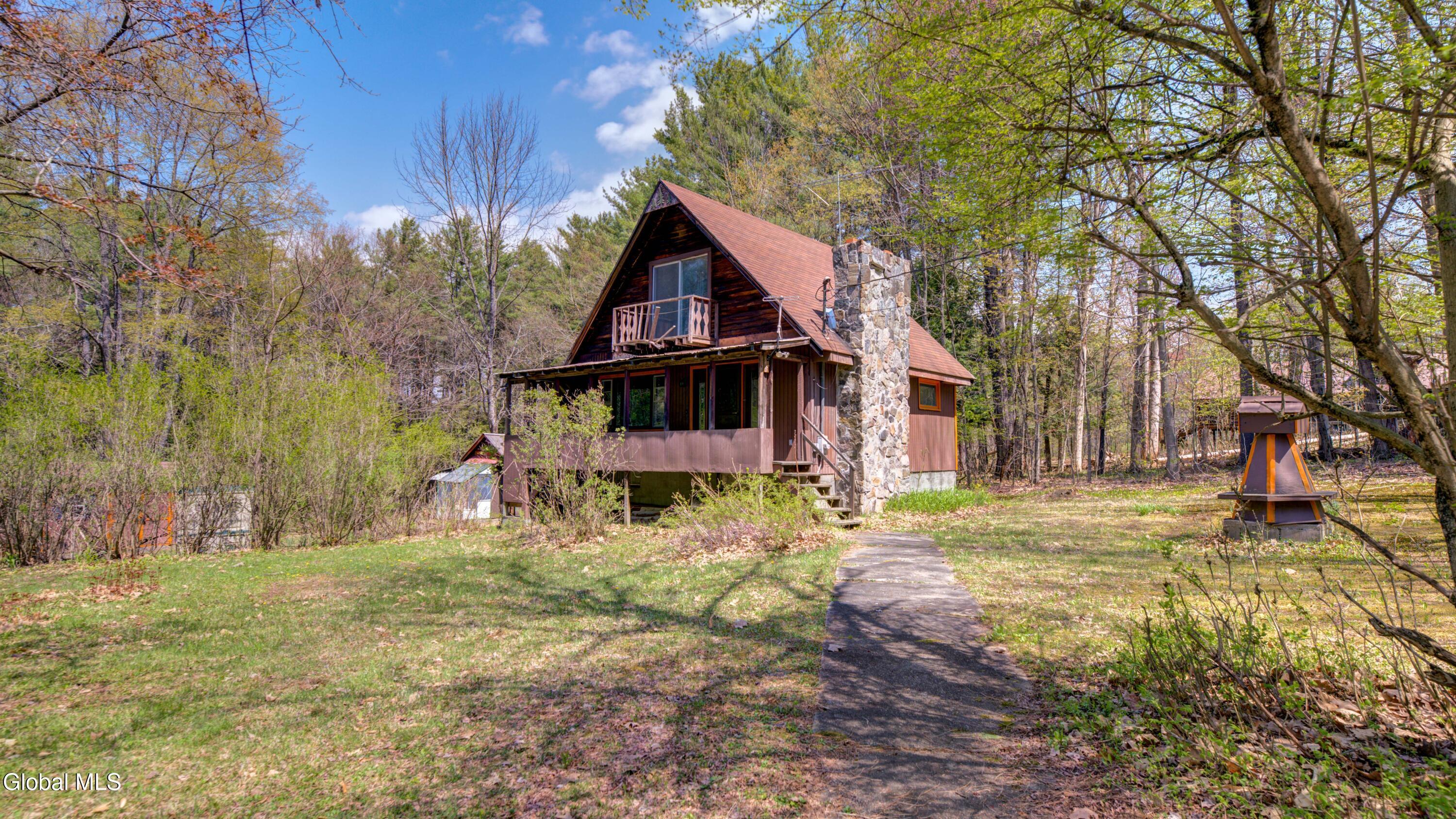 Image 1: 138 Gifford Valley Rd-51