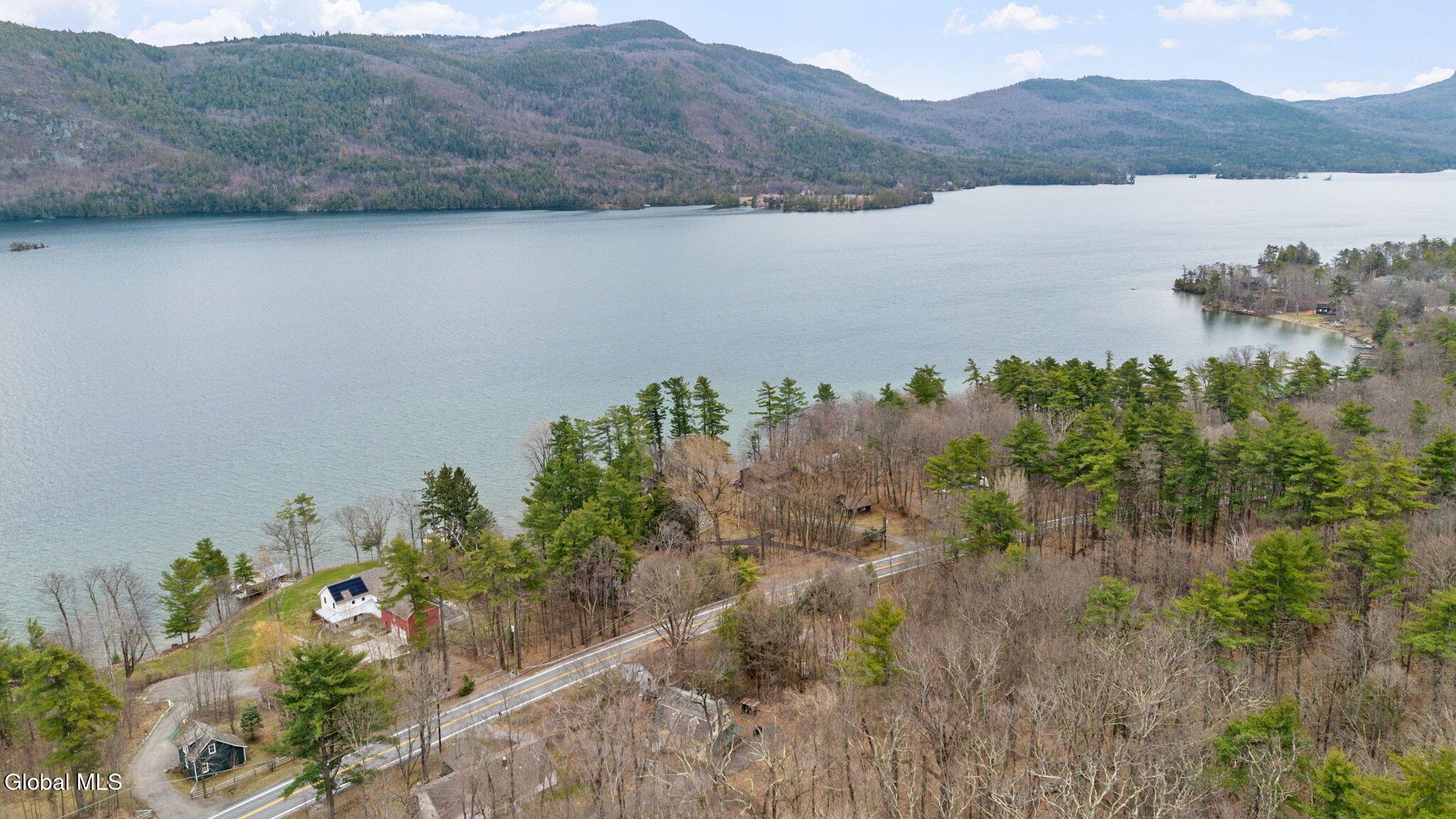 Image 4: 10-web-or-mls-8121-lake-shore-dr