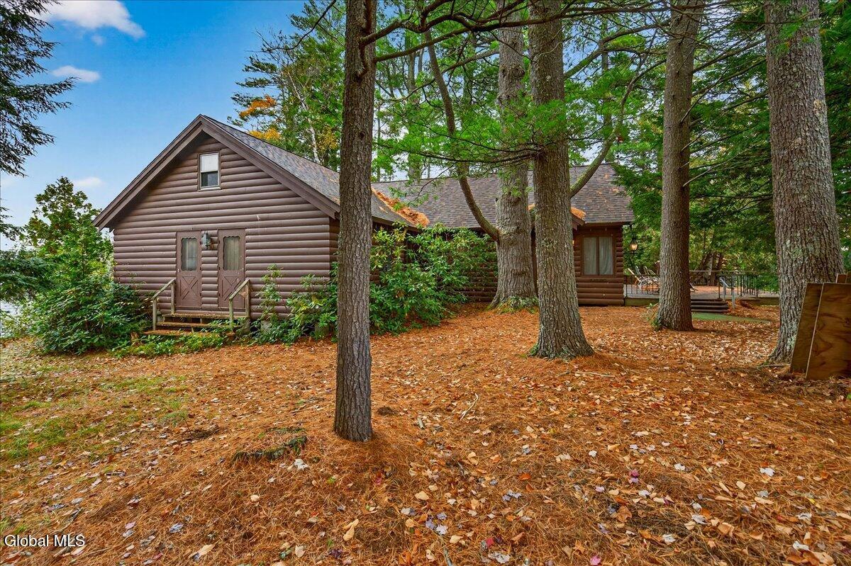 Image 4: 13-161 E SHORE_-48