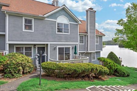 3014 Lake Shore Drive