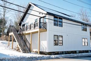 11 Horicon Avenue