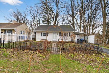 39 Orlando Avenue