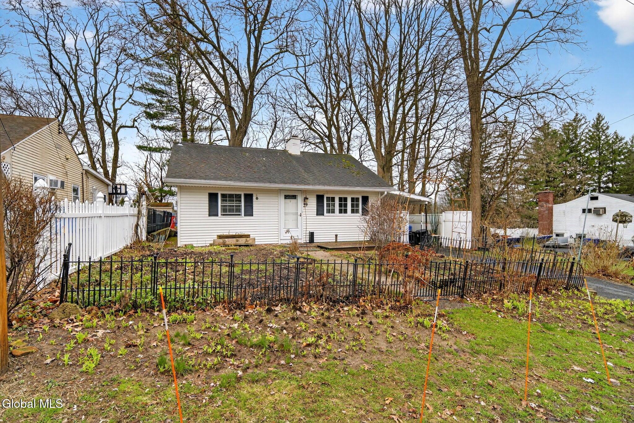 Image 2: 24-web-or-mls-024-023_DSC00563