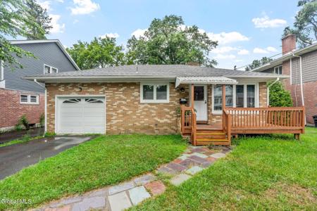 92 Daytona Avenue