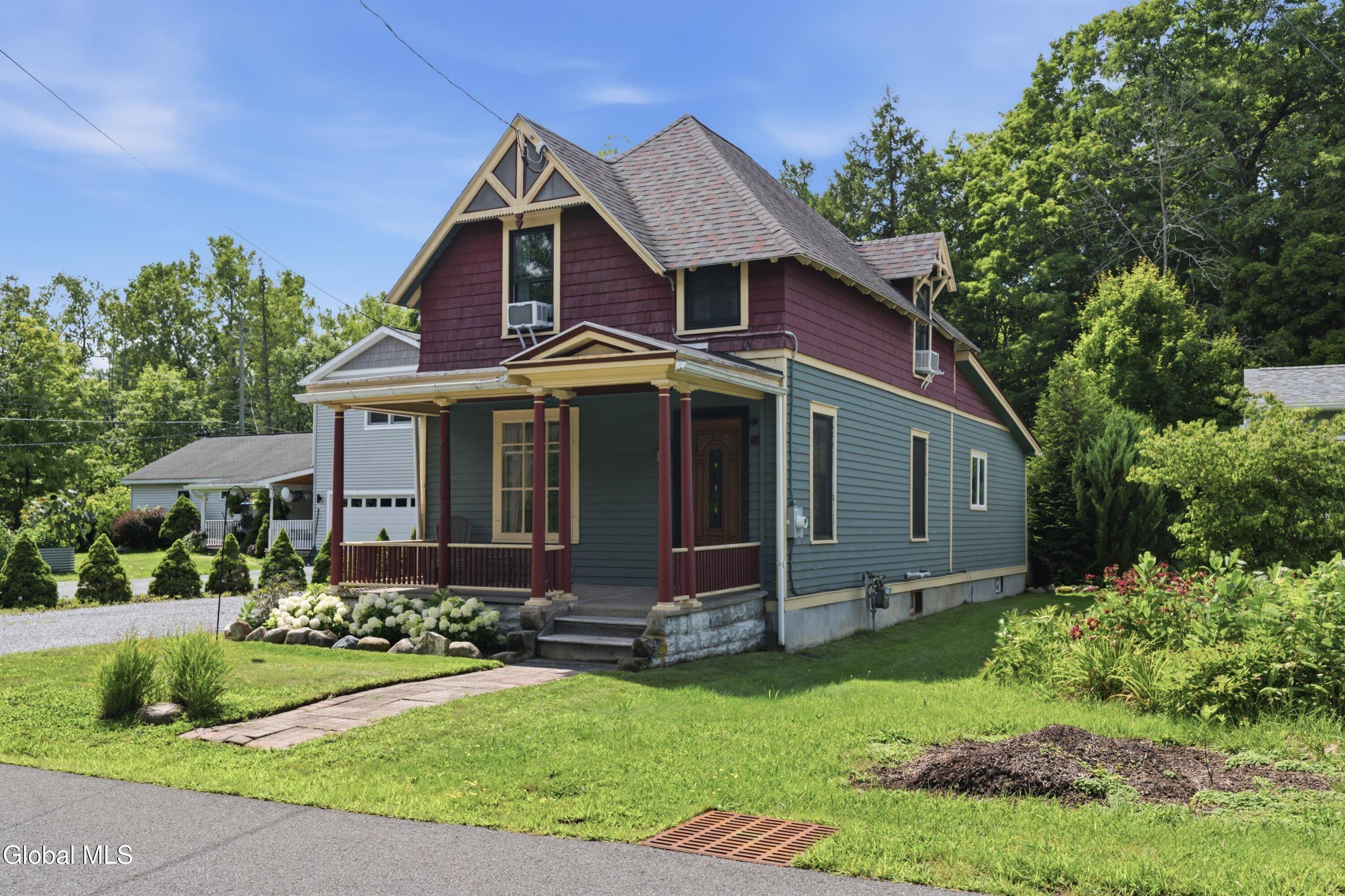 Image 2: 32-44 Washington Ave-29