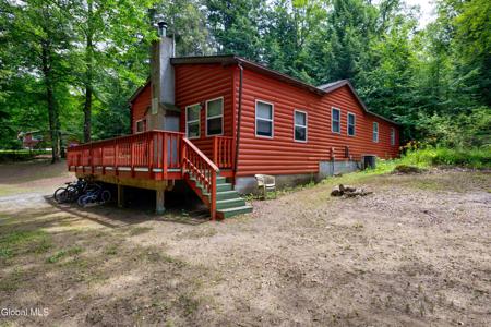 5761 Lake Road