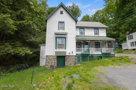 780 Diamond Point Road