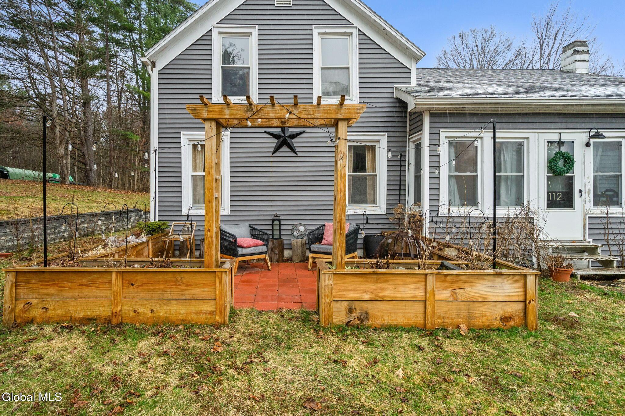 Image 4: 5-web-or-mls-112-gifford-valley-rd