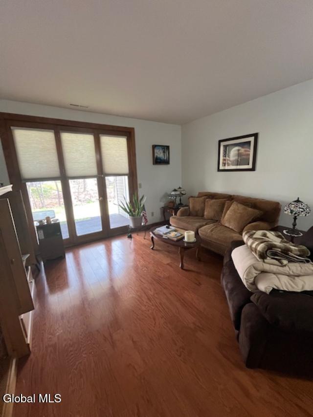 Image 3: 4004 lr