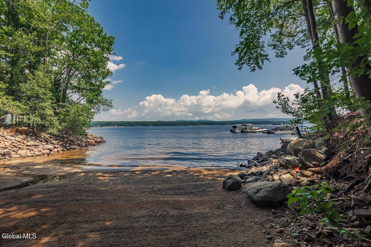 Image 2: 143 Lakeview Ave Northampton NY 12117-5