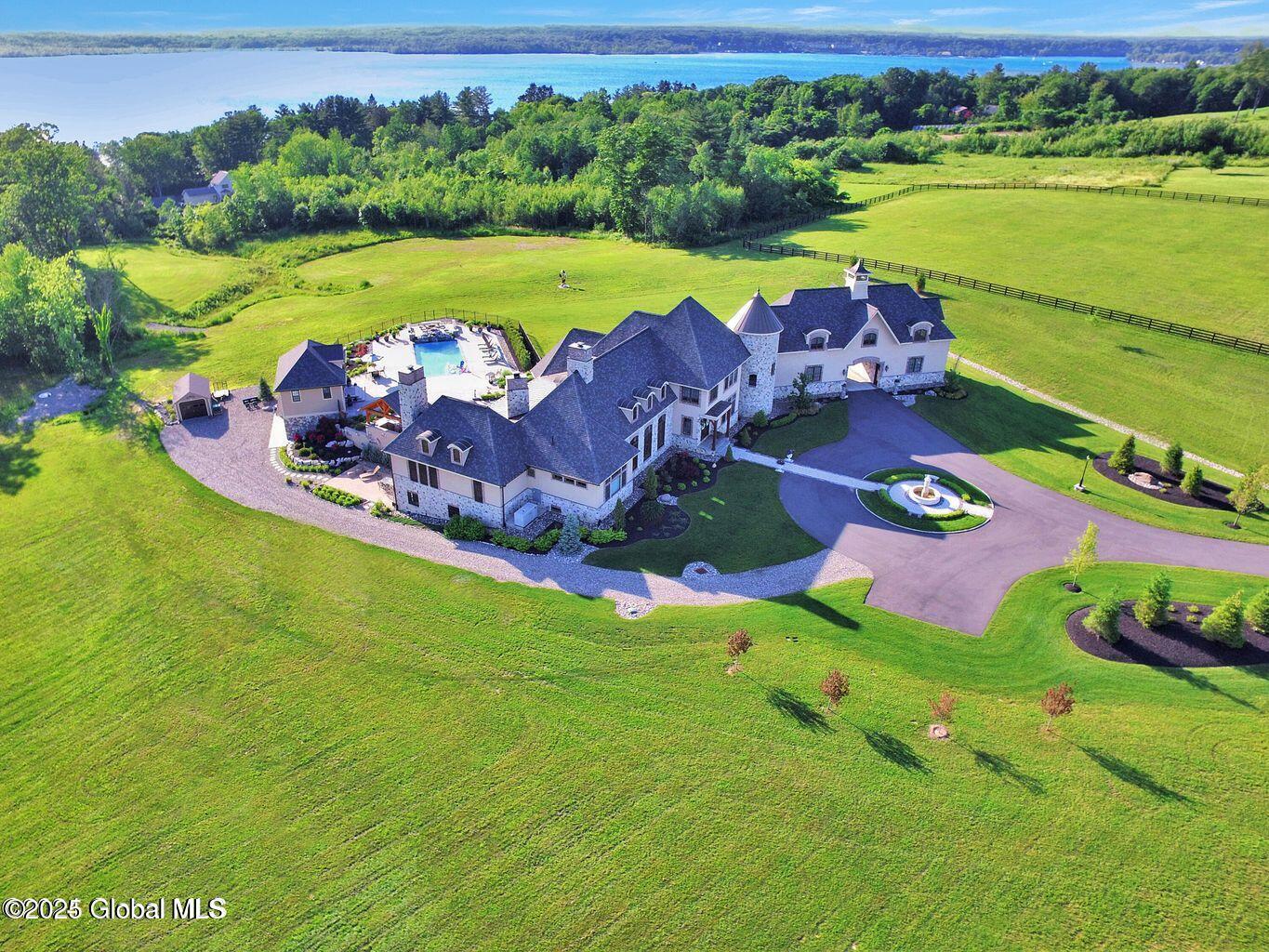 Image 2: 20240112220406404939000000-o