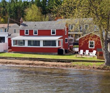 18 Shore Avenue