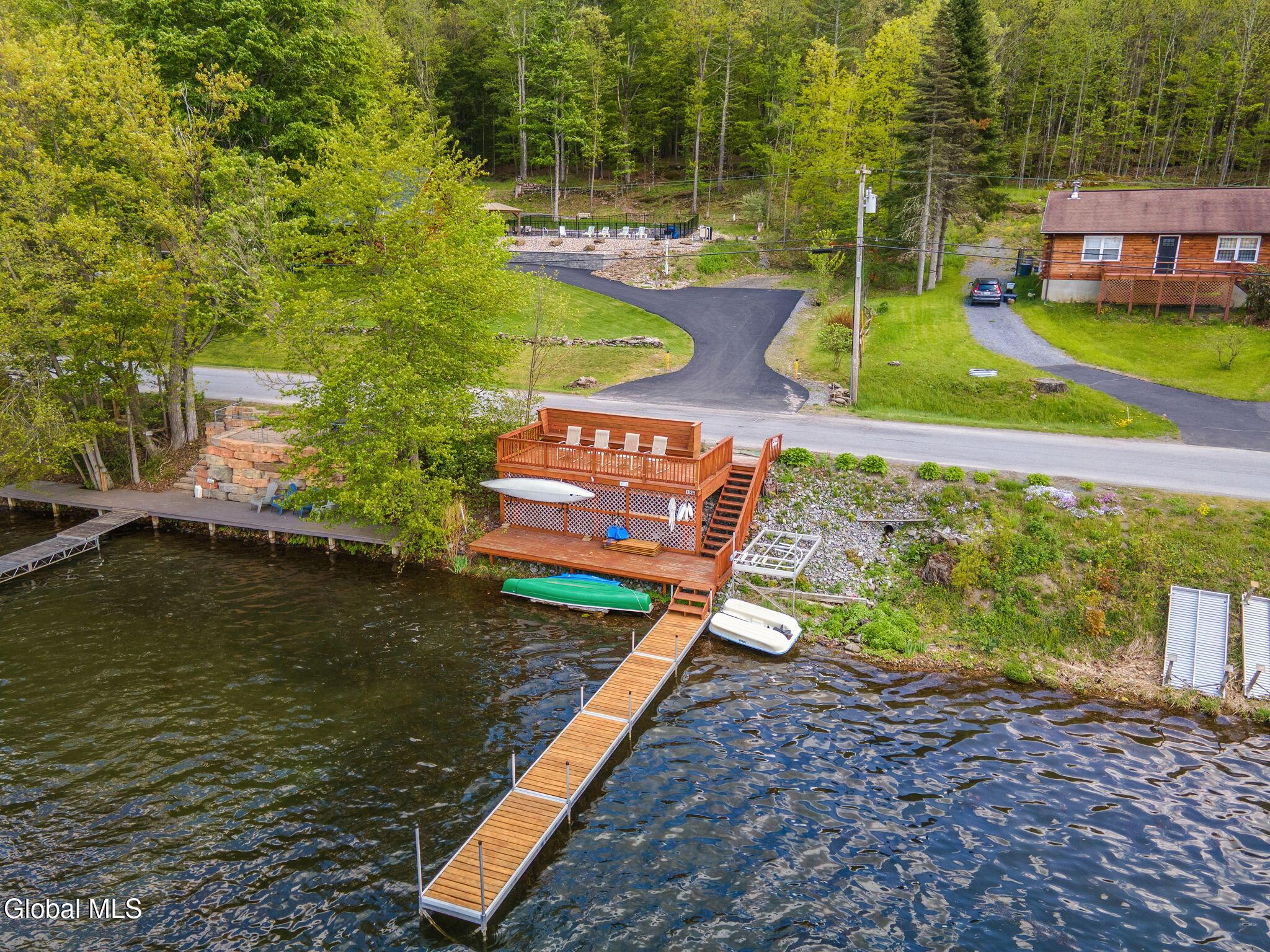 Image 3: 56-396ELakeRd_51