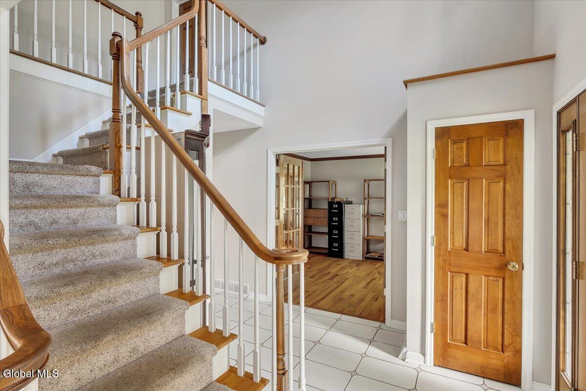 Image 4: 04-P1565959