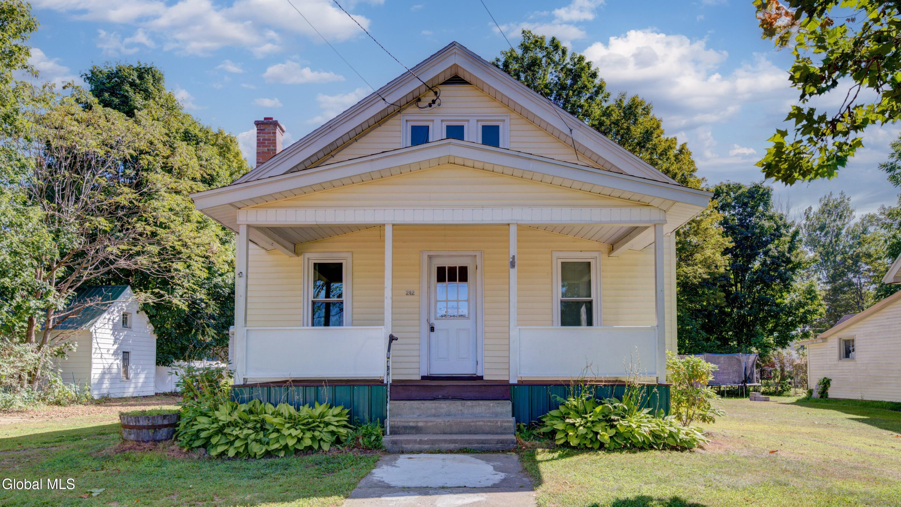 Image 3: 212 S 3rd St-46