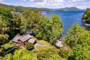 40 Treasure Point Road